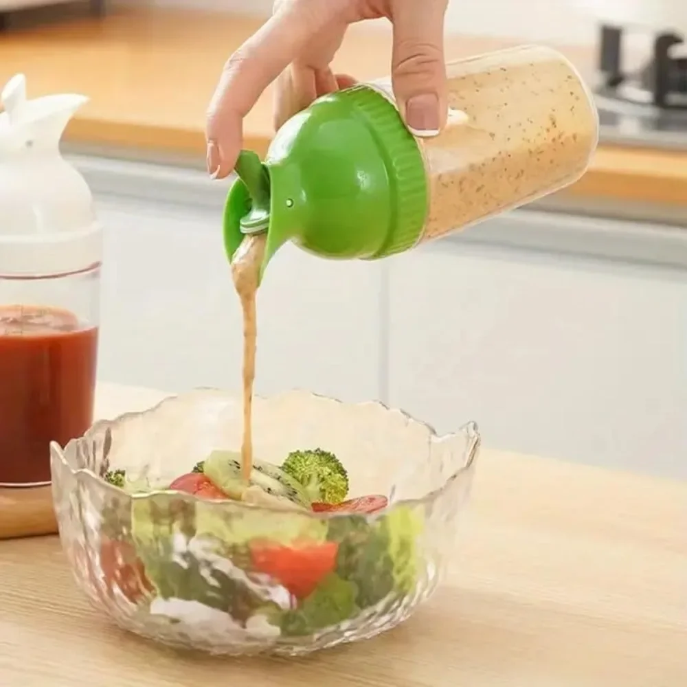 ニュース キッチンガジェット 漏れ防止サラダドレッシングシェ - Salad Dressing Bottle のレビューと価格